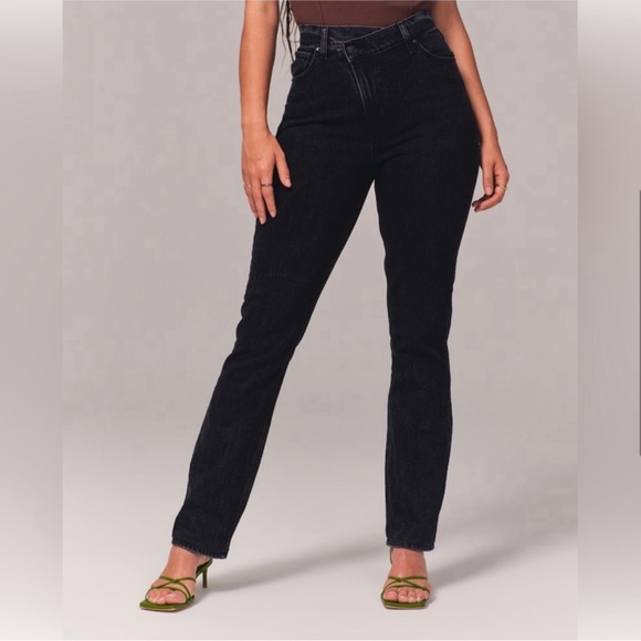 NEW Abercrombie & Fitch Curve Love Ultra High Rise 90s Slim Straight Jeans Cross - Picture 13 of 15